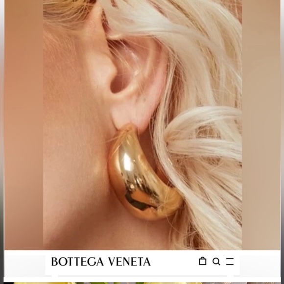 The House of Harlow CHUNKY Drop Earrings GOLD - Picture 2 of 10